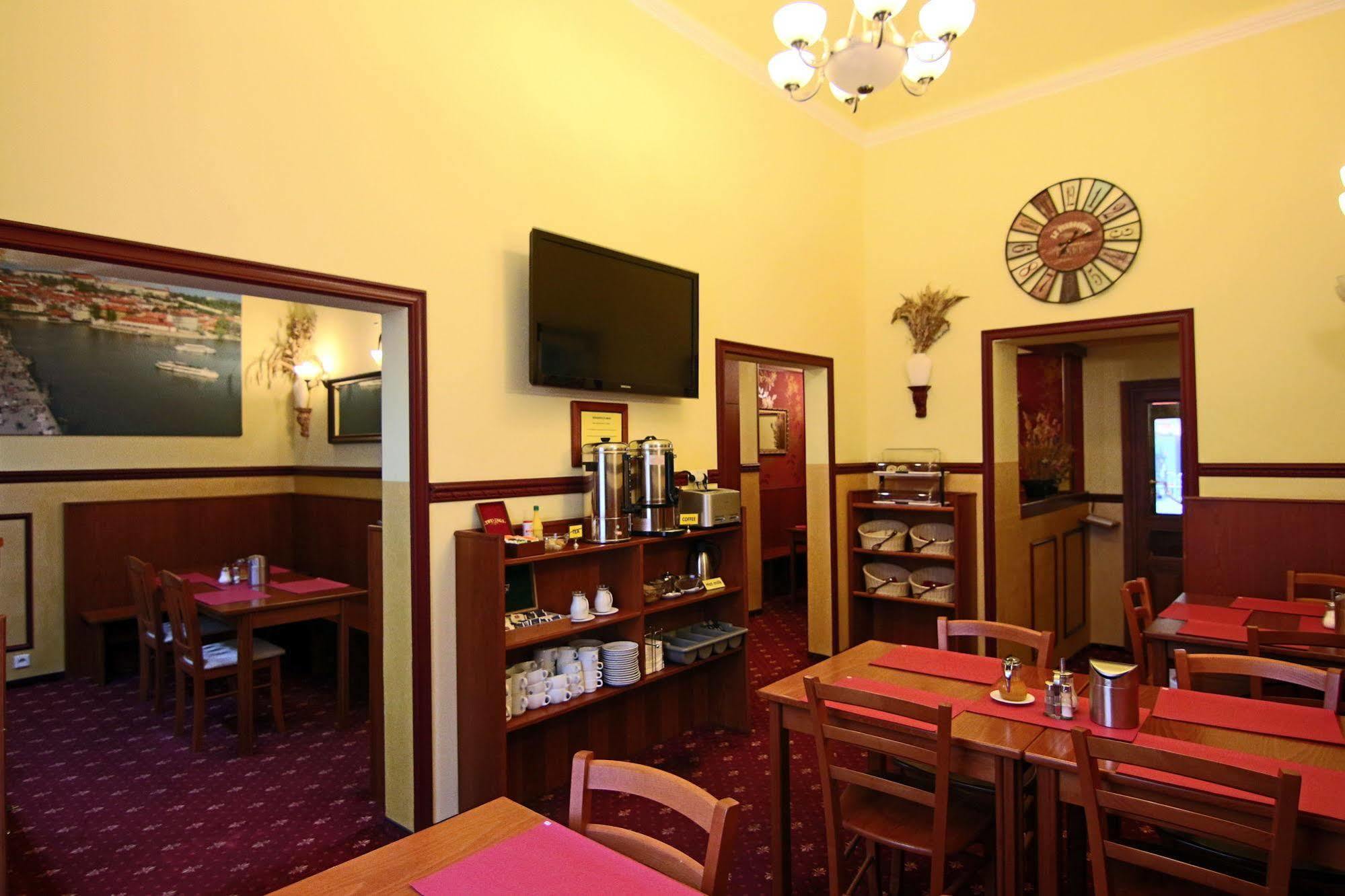 Old Prague Hotel Luaran gambar